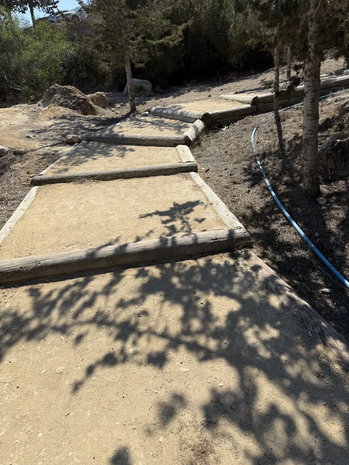 Stepped path linking Konnos Bay with the upper parking areas